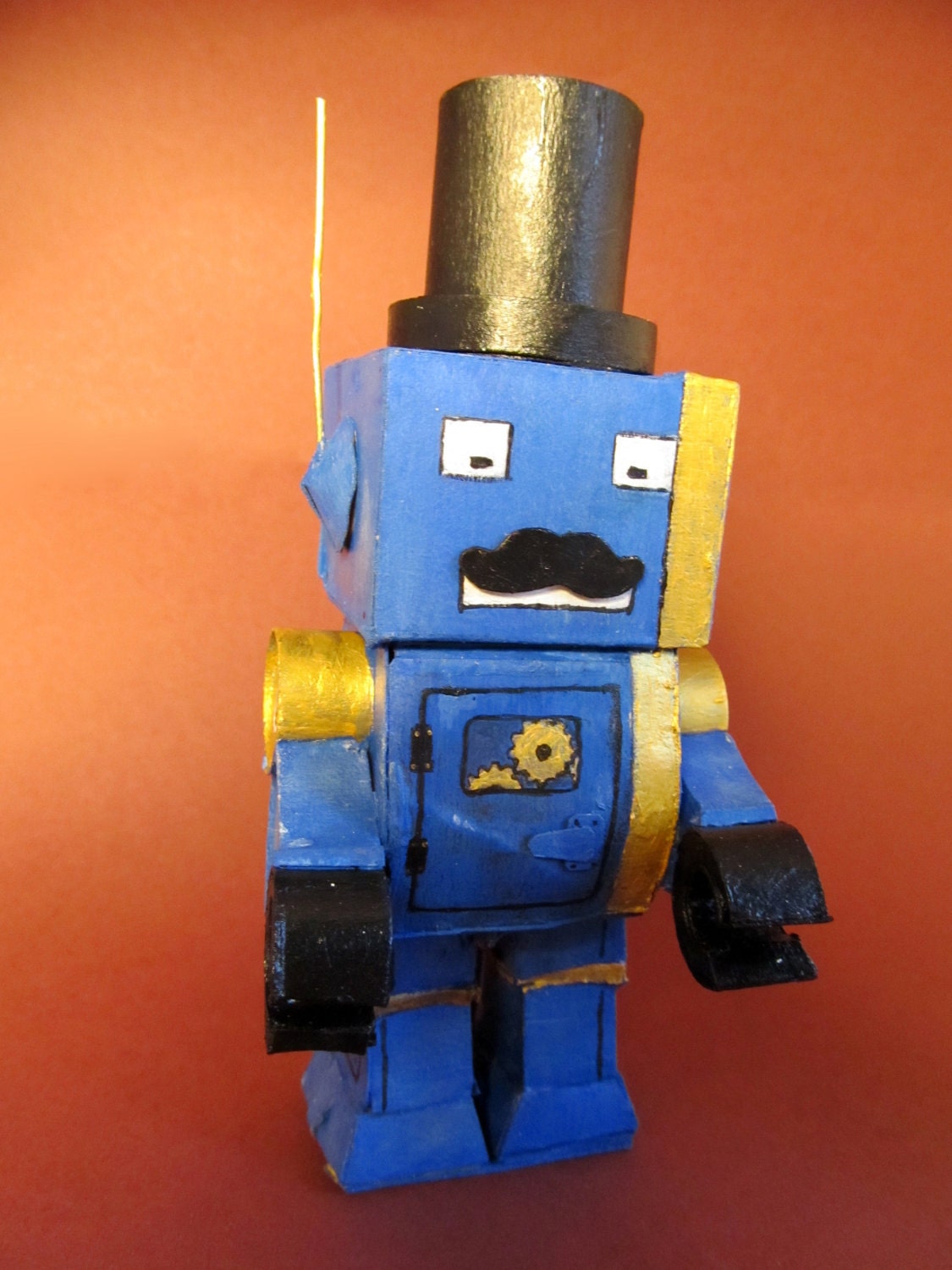 Cardboard Victoriana Gentleman Robot - Sir Coggly Manor