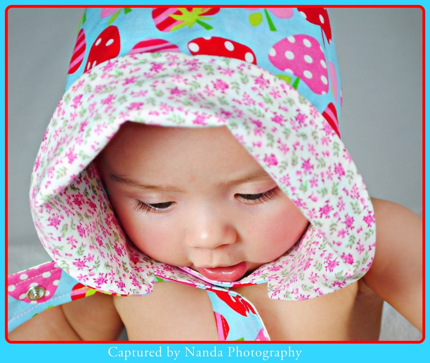 BABY BONNET - Reversible Bonnet - Metro Market STRAWBERRIES a Reversible Sun Bonnet