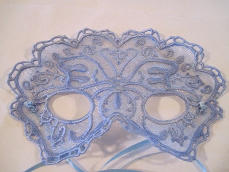 Madame Butterfly Lace Mask