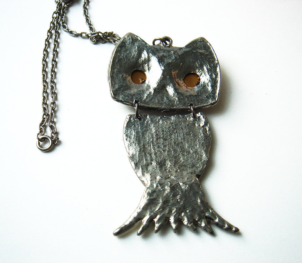 Vintage Large Articulated Owl Necklace with Glass Cabochons Eyes