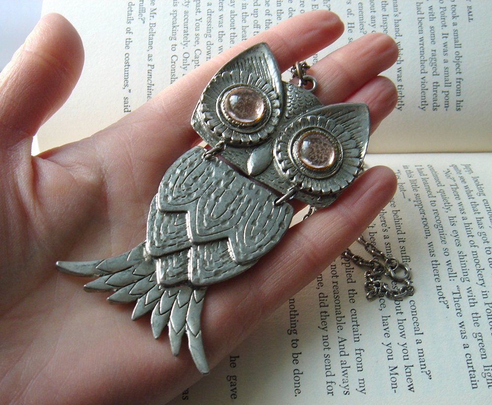 Vintage Large Articulated Owl Necklace with Glass Cabochons Eyes