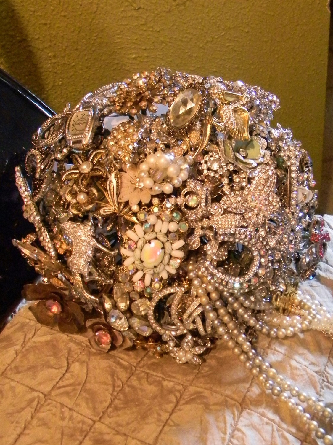 Home of the Brooch Bouquet TM