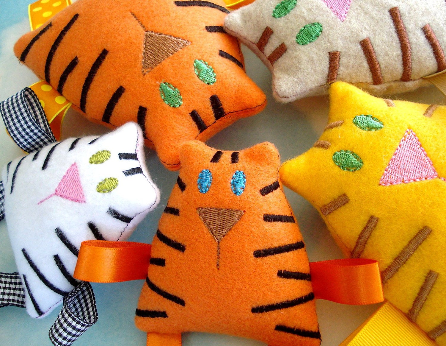 Tiger - Tabby Cat Embroidery Design for Machine Embroidery - Softie In-The-Hoop