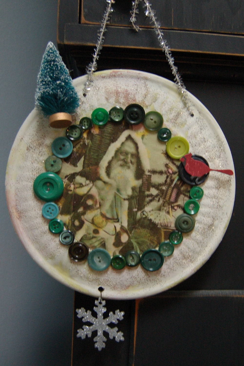 Vintage Christmas Collage/Wall Hanging. Cottage, Shabby Chic, Woodland ECS