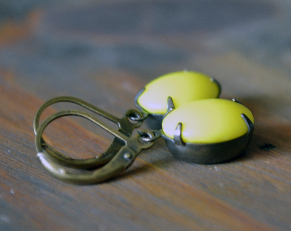 Lemon Yellow Jewel Earrings in Oxidized Brass