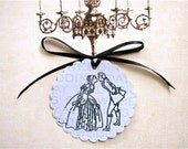 Wedding Favor Gift Tags/Hang Tags, Vintage Couple Kissing, Set of 8