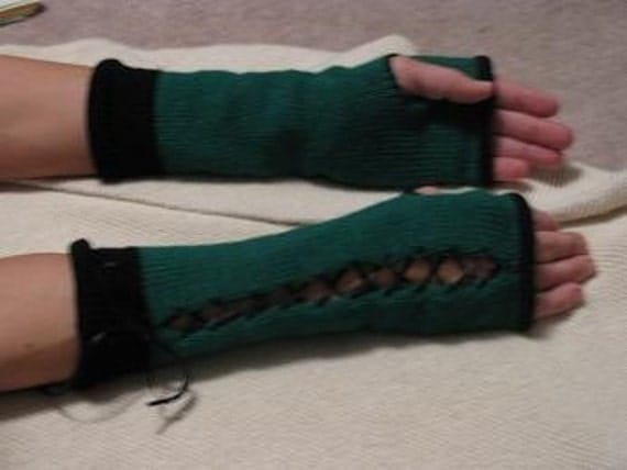 Pattern Vintage Style Fingerless Gloves PDF