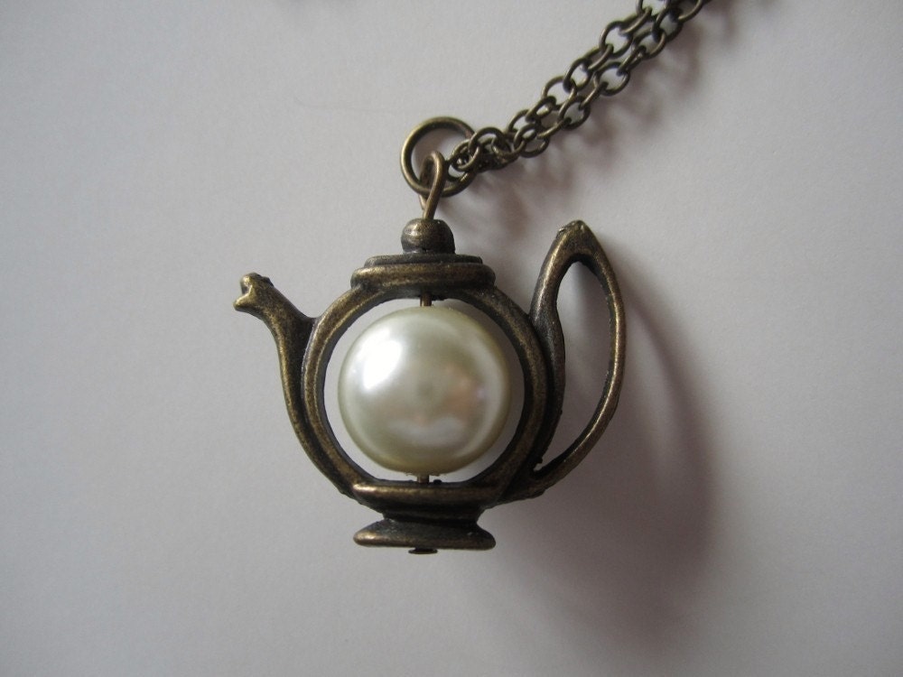 Brass Pearl Teapot Necklace Cream Pearl Tea Party Necklace Modern Vintage Jewelry Boxing Day Sale Free Shipping Sale