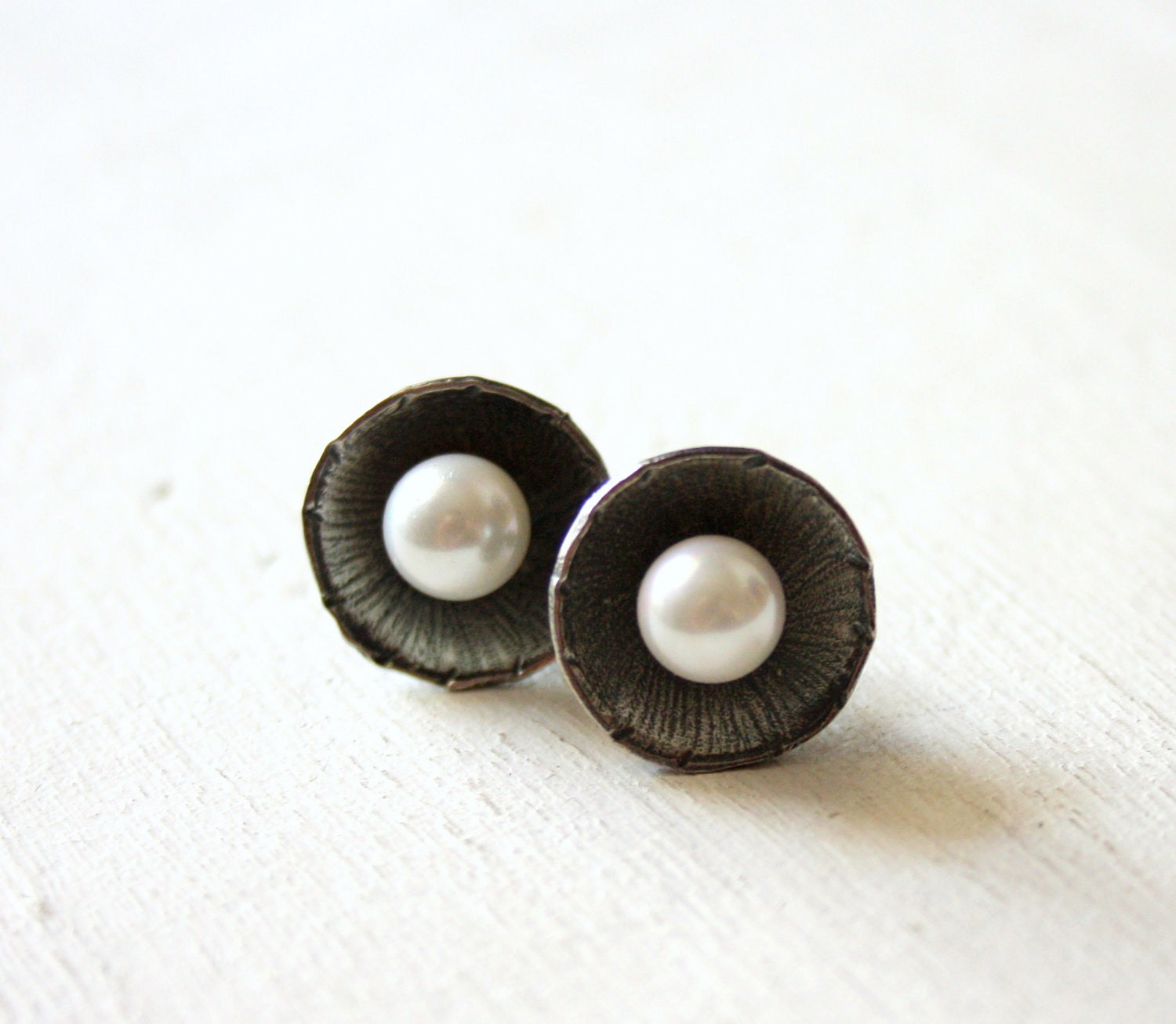 White Pearl post earrings / textured oyster shape earrings with white pearl / romantiv Wedding Handmade gifts under 50 FREE SHIPPING