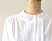 vintage secretary blouse : WHiTE LACE pintucks top