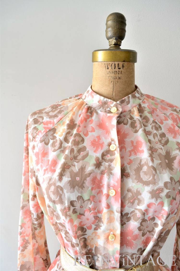 vintage 1960s sheer blouse : CORAL TAN floral shirt