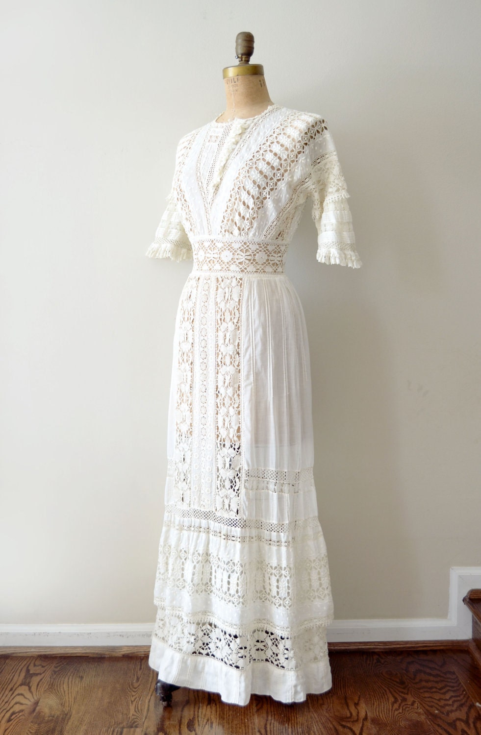 vintage 1900s dress - edwardian wedding dress / ivory lace tea dress