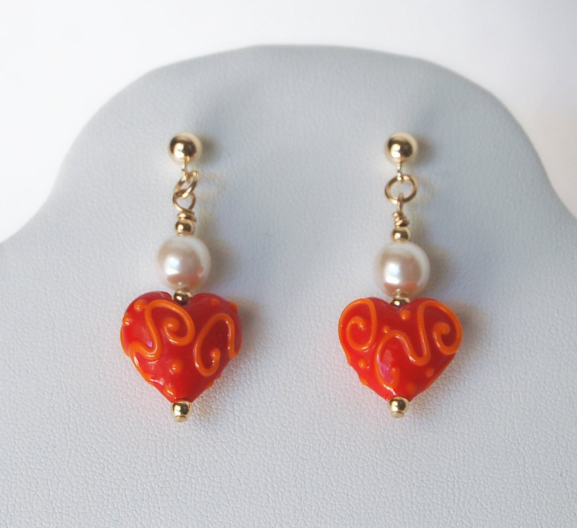 Sweet red heart dangle post Earrings red heart Lampwork glass beads Pearls Gold beads