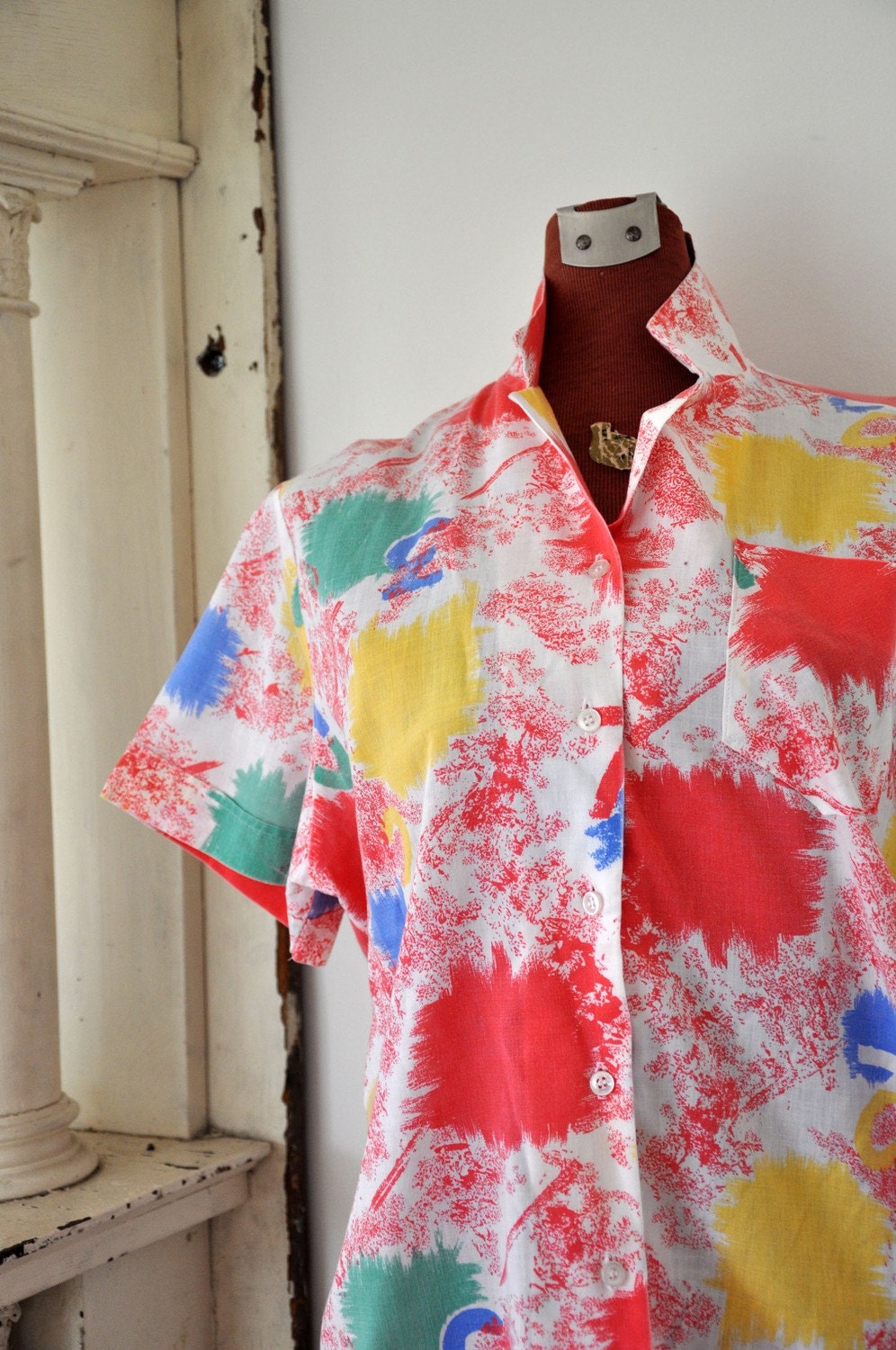 Fun and FuNkY 1990s Unisex Button Up Tshirt
