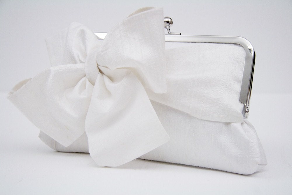 Bride's White clutch bag