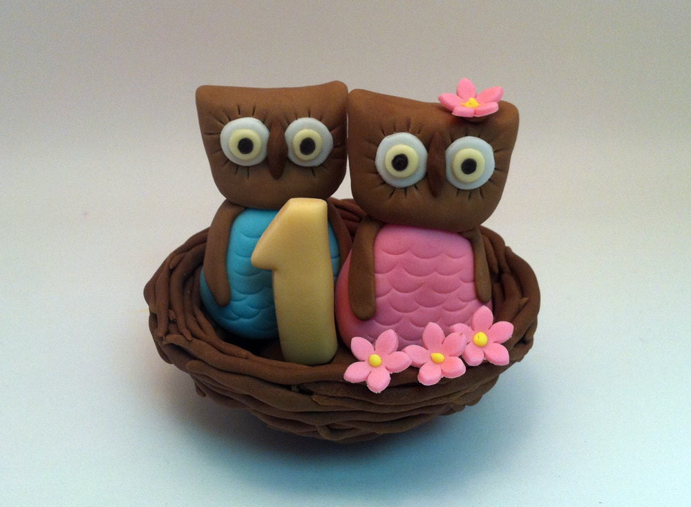 Fondant Baby Twin Owls in a nest with number - Fondant Cake Topper, - Cake Decoration - Baby Shower