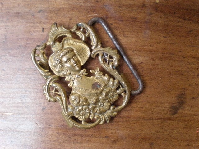 VICTORIAN Antique Buckle
