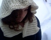 HOODED Scarf - SCOODIE - Off white color - Cowl front closes with buttons - Crochet - Winter fashion