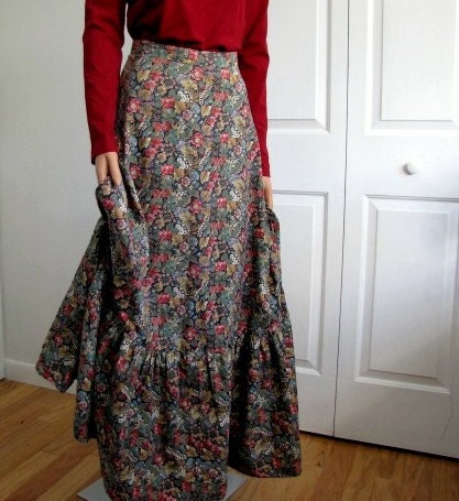 1970s Boho Country Floral Maxi Skirt