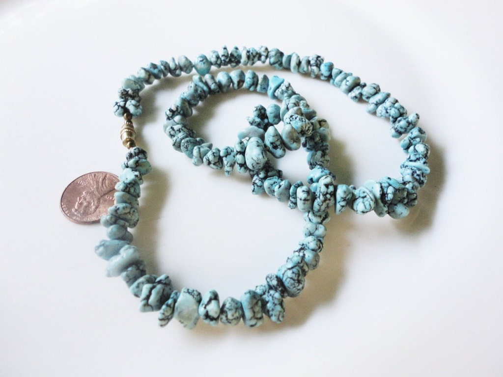 vintage handmade necklace with single strand irregular turquoise color gemstones