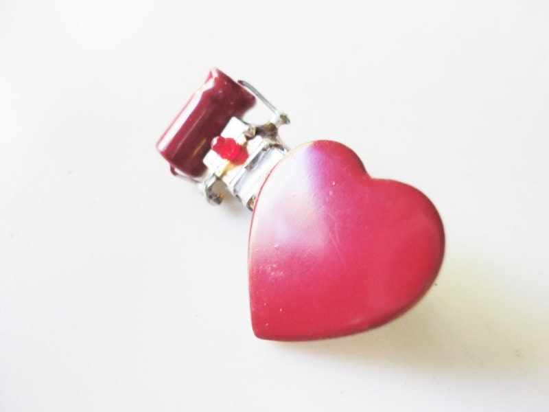 heart and battery geek pin brooch retro handmade steampunk jewelry great nerd gift