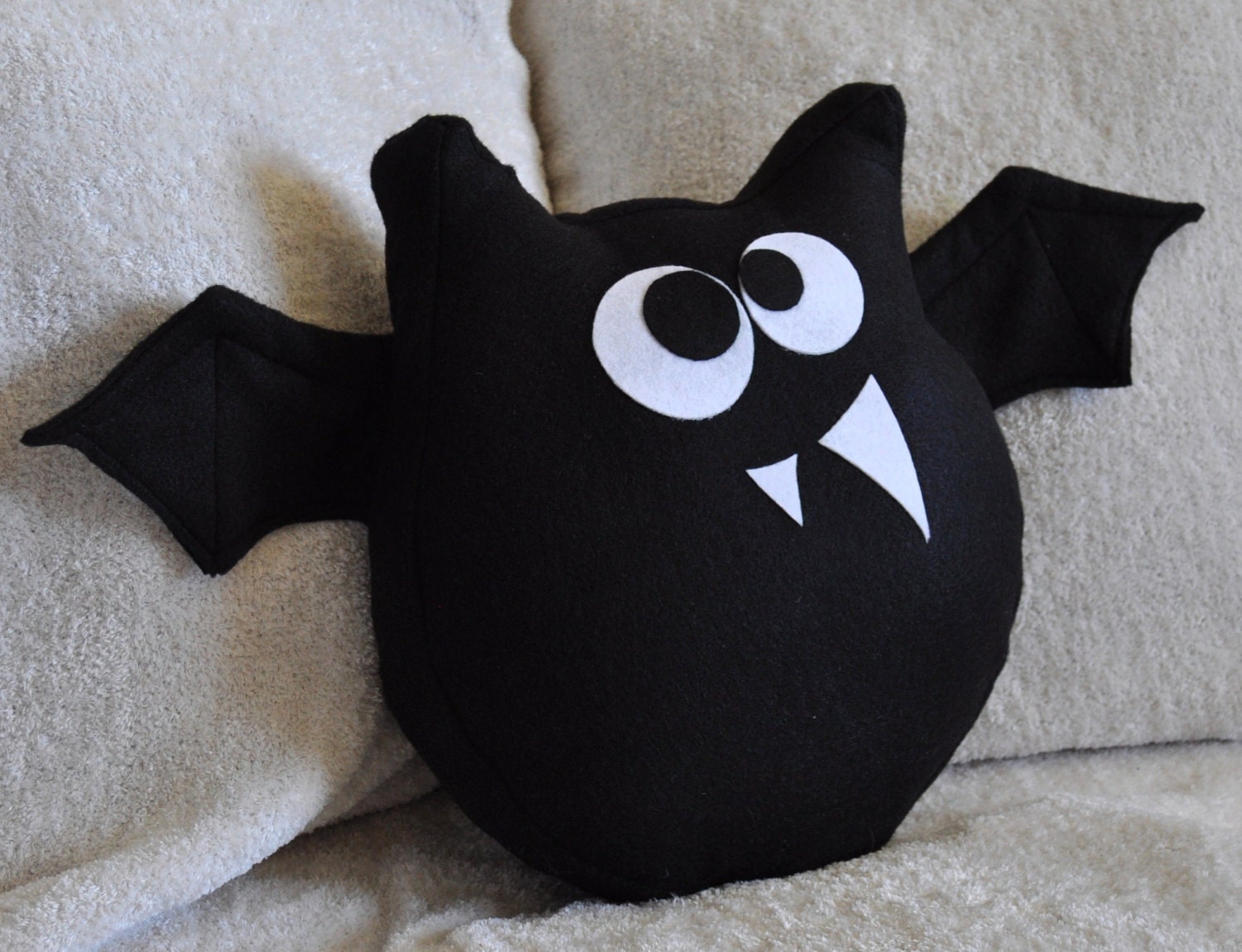 Bat Plush Pattern PDF Jugular the Bat Plush Pillow -Halloween Tutorial Pattern DIY How to Make