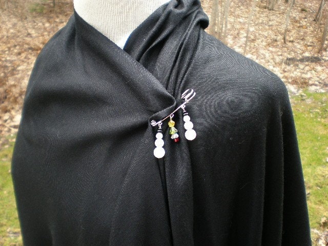 Two Snowmen & a Tree Pin