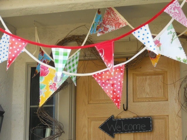 Life's a Picnic - Oilcloth Pennant Garland