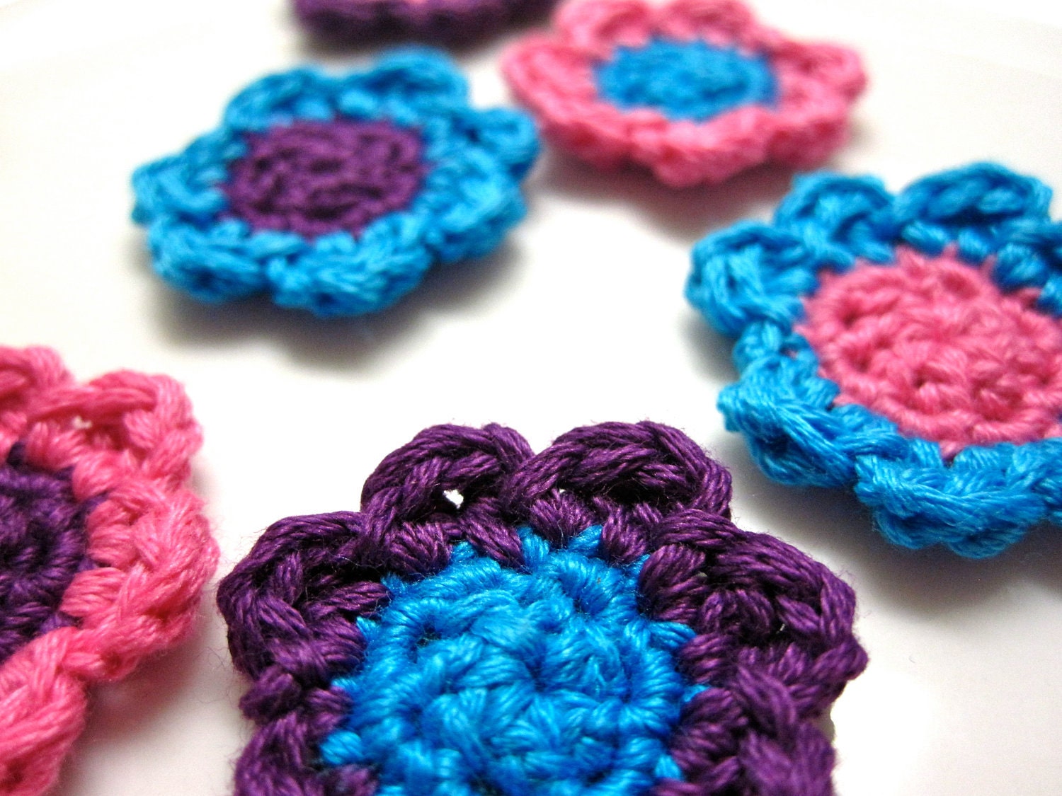 Crochet Flower Appliques - Pink, Purple, Turquoise