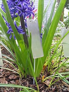 Perfect Outdoor Garden Plant Marker with Stake-Metal 25 Plant Markers