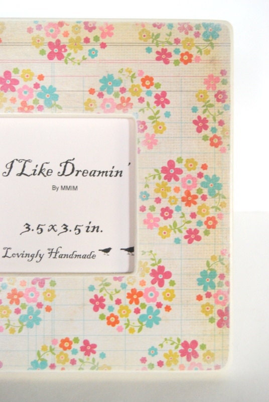 Spring Bouquet Frame