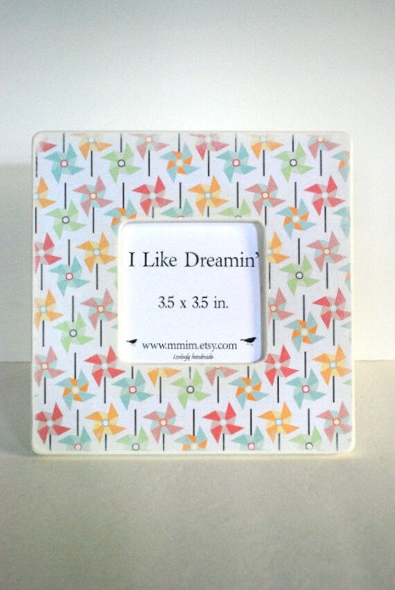 Fun Pinweel Picture Frame