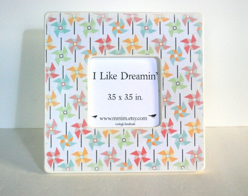 Fun Pinweel Picture Frame