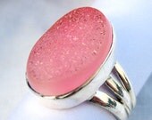 Salmon Pink Agate Sterling Silver Ring . US Size 7.5 - 8.25