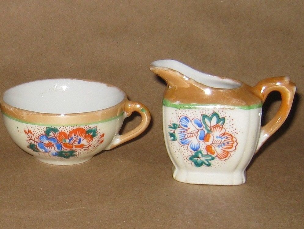 Vintage Child's Tea Set Creamer Sugar Tea Cup Miniature Porcelain Peach Lusterware Made in Japan