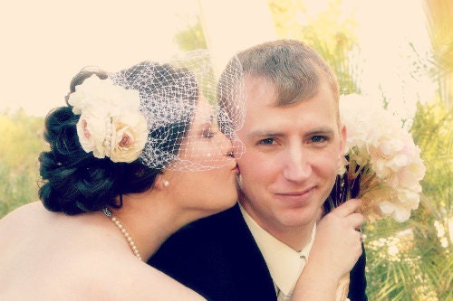 bridal birdcage veil, vintage hair comb, floral hair comb 'mon chaton'