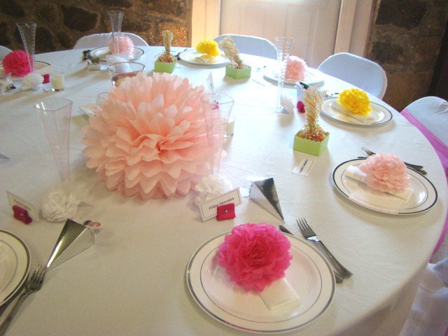 Tissue  Paper  Poms Napkin Holders.... Set of 12 ..... / Wedding Reception / Bridal Shower / Party Decoration