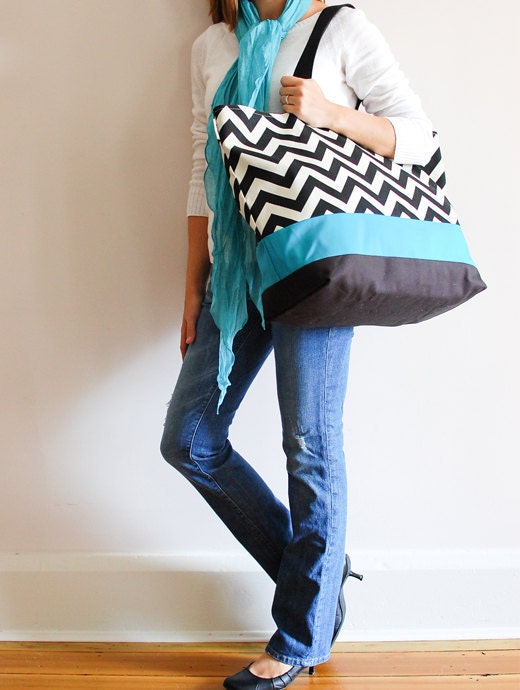 Extra Large Beach Bag // Tote in Black and Cream Chevron