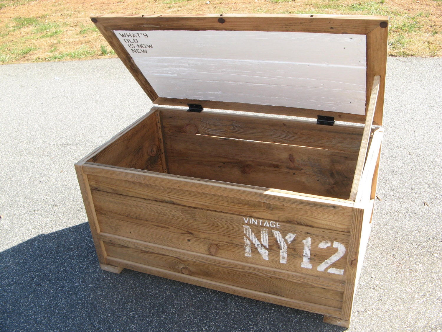 Trunk/Table made from Reclaimed Wood