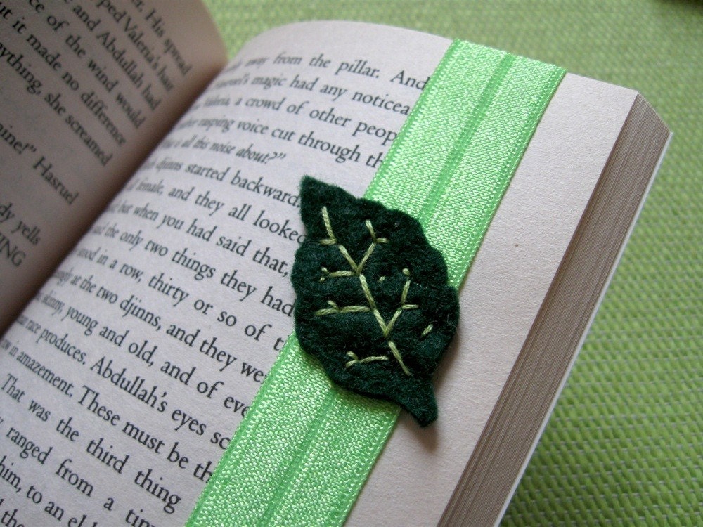 Leaf  Elastic Bookmark