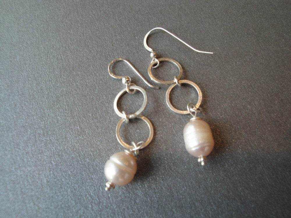 Modern Pearl Earrings