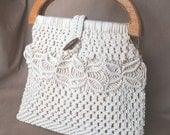 Vintage 70's Handbag, Macrame, Cream, Beige or Off White, Festival Boho Style, Wood Handle