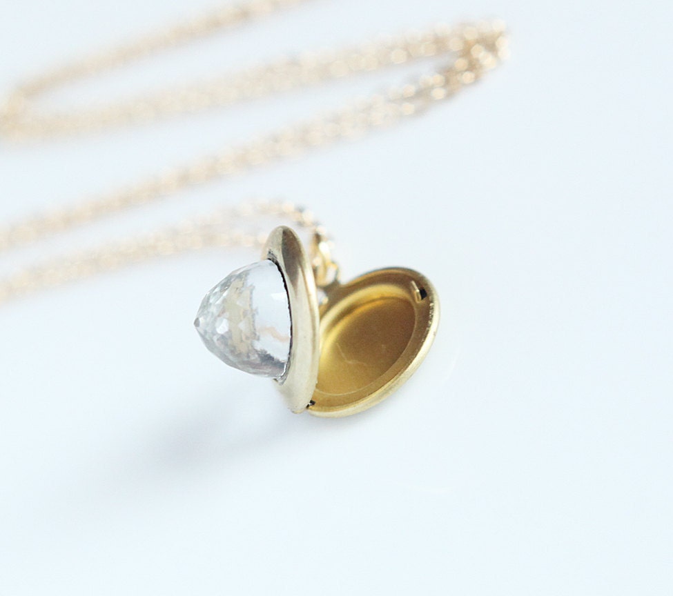 Crysal Dome Locket - vintage