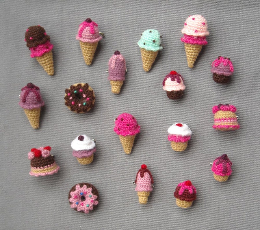 Amigurumi sweets - Crochet brooches - Ice Cream, Cupcake, Donnut, Cake - Choose one - Made to order