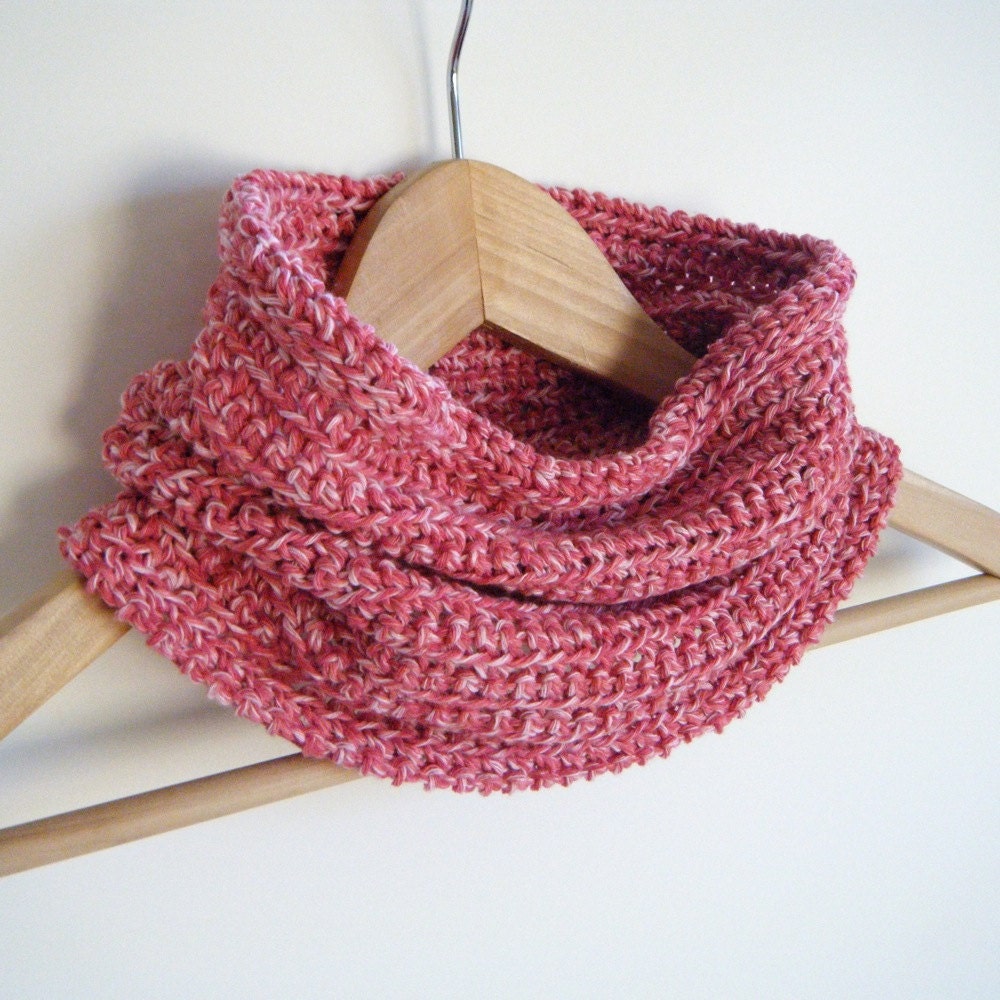 Spring fashion Scarf, Pink cowl, 100% Cotton Scarf, circle scarf, pink and white Ready To Ship