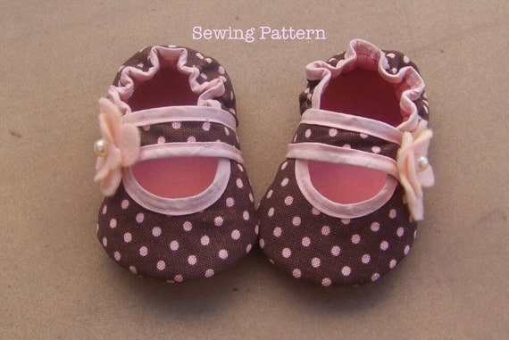 Bella Baby Crib Shoe Sewing Pattern /Tutorial- 5 different sizes