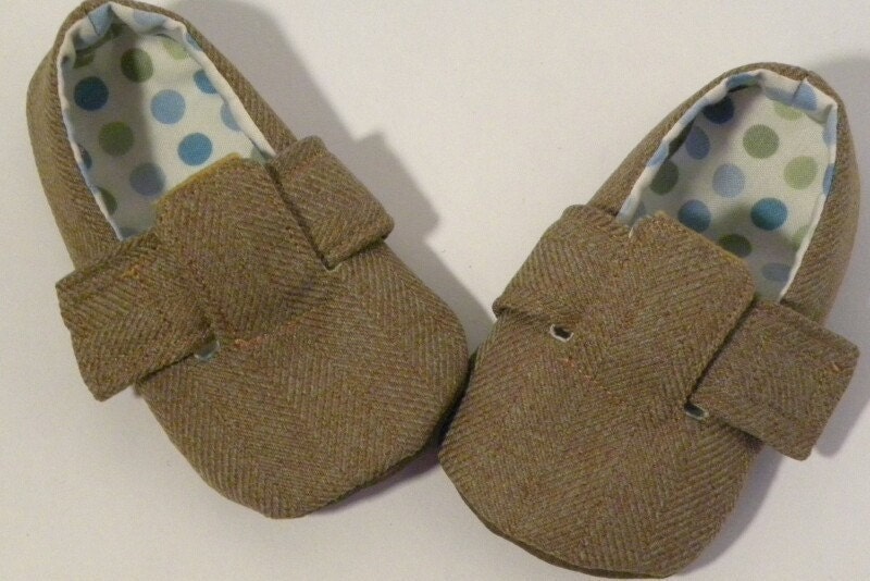 PDF Sewing Pattern -Baby Loafer Pattern -Little London Loafer PDF Sewing Pattern- Includes 6 different sizes 0-18 months