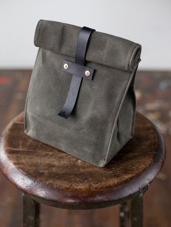 No. 215 Lunch Tote in Olive Waxed Canvas