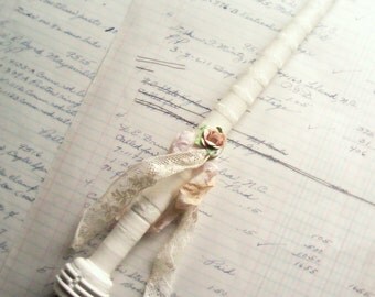 Wooden Spool Ring Holder Textile Spool French Farmhouse Ring Bearer Ring Holder Wedding Shabby Chic