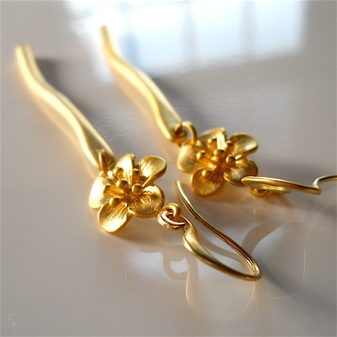 Matte Gold Flower Earrings With Long Golden Stem, Long and Light Versatile Fashion Accessory.
